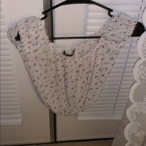 Brandy melville Off the shoulder top